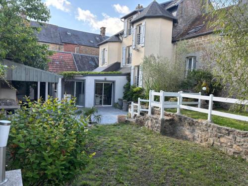 Carrouges House | Maison de ville avec jardin clos