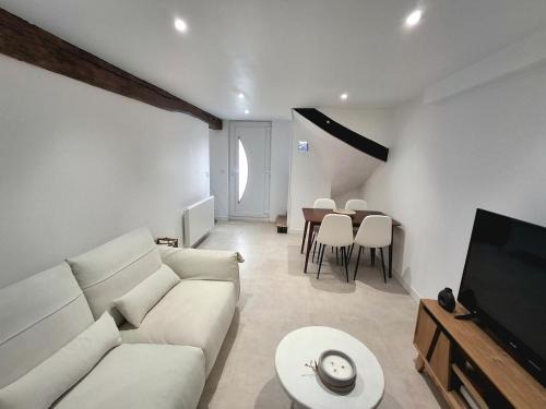 Oissel House | Maison de ville proche A13 et Rouen