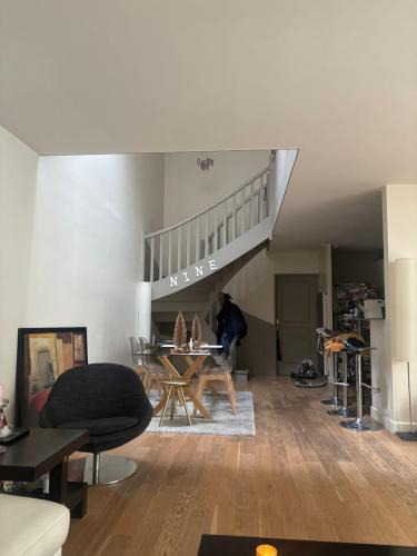 Notre-Dame Apartment | Maison de ville - versailles château