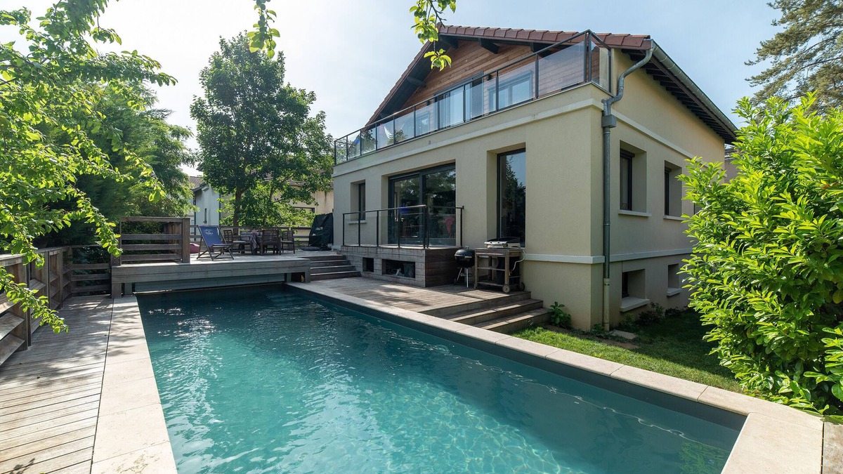 Tassin House | Maison Demi-Lune - Welkeys
