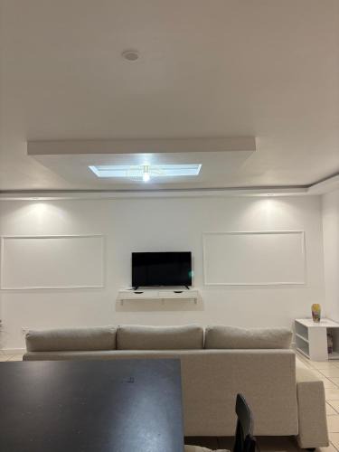 Val-de-Reuil Apartment | Maison des Compagnons