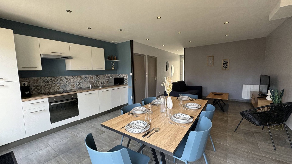 Arnage Ski Chalet | Maison des tourelles - 6pers - WiFi - Rêve au Ma