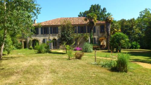 Perchede Bed & Breakfast | Maison Doat 1823
