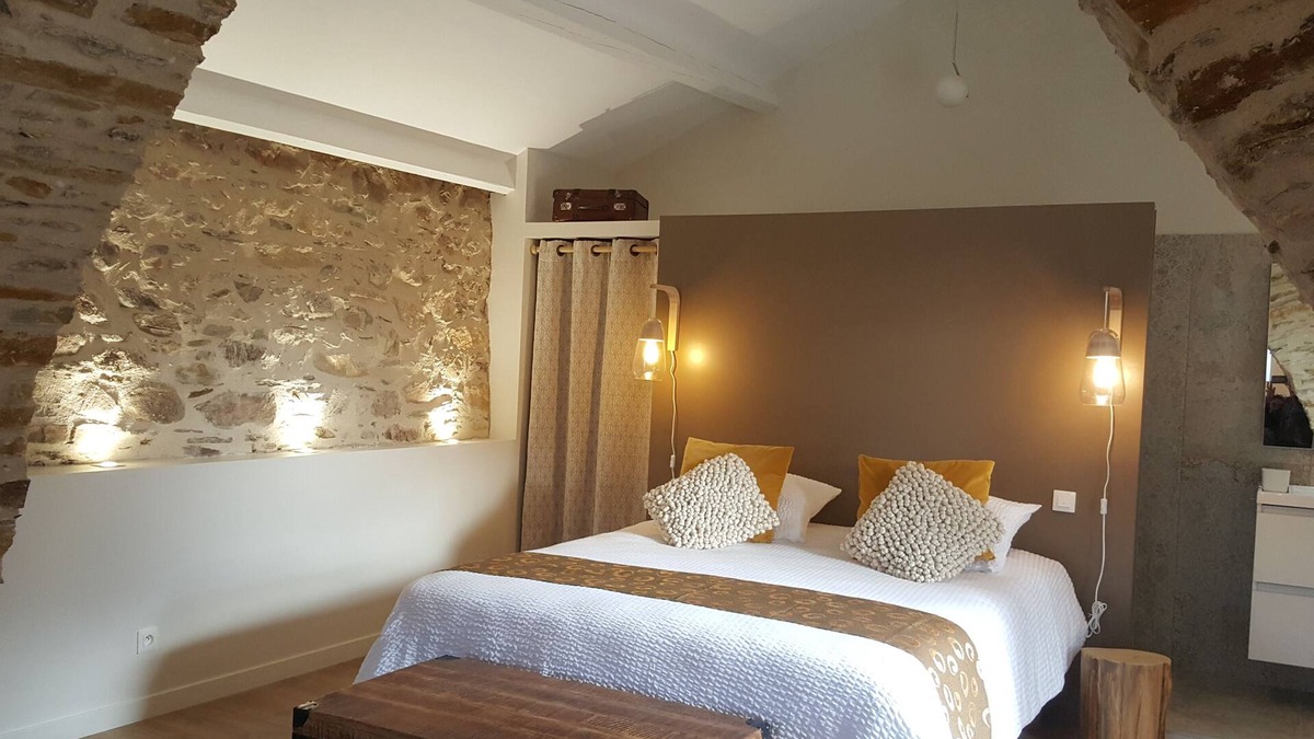 Mons House | Maison Elora, at the foot of the Heric Gorges