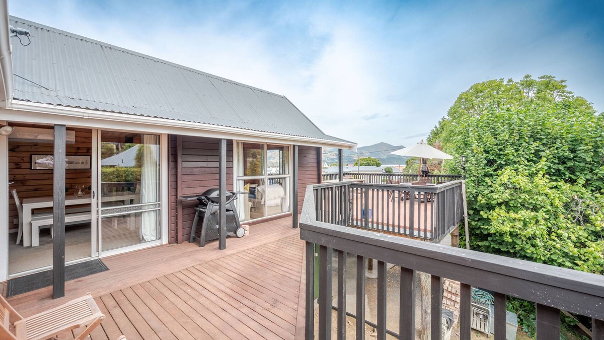 Akaroa House | Maison en Noyer - Akaroa Holiday Home