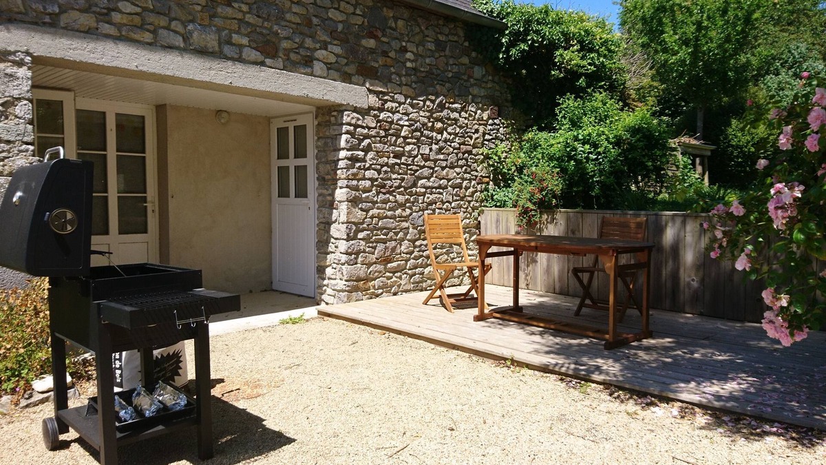Orval sur Sienne House | Maison en Pierre, 4 Personnes, Proche de la mer