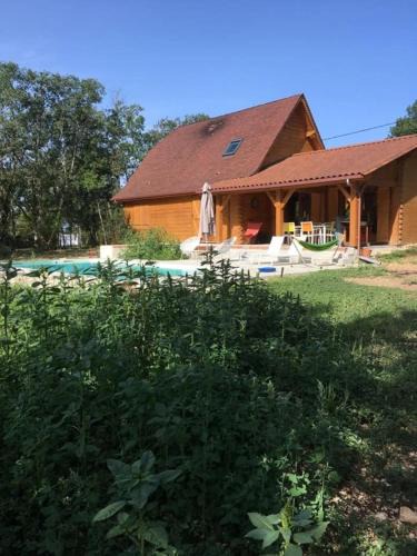 Peyrillac-et-Millac House | Maison Espech, piscine privée chauffée, Dordogne