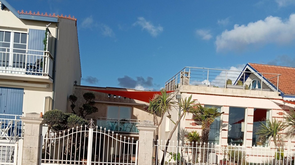 Quartier du Stade House | Maison Face à la mer