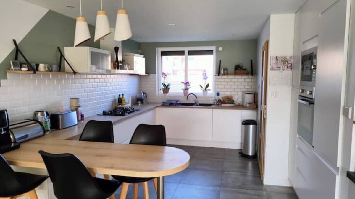Ennevelin House | Maison Familiale Avec Jardin