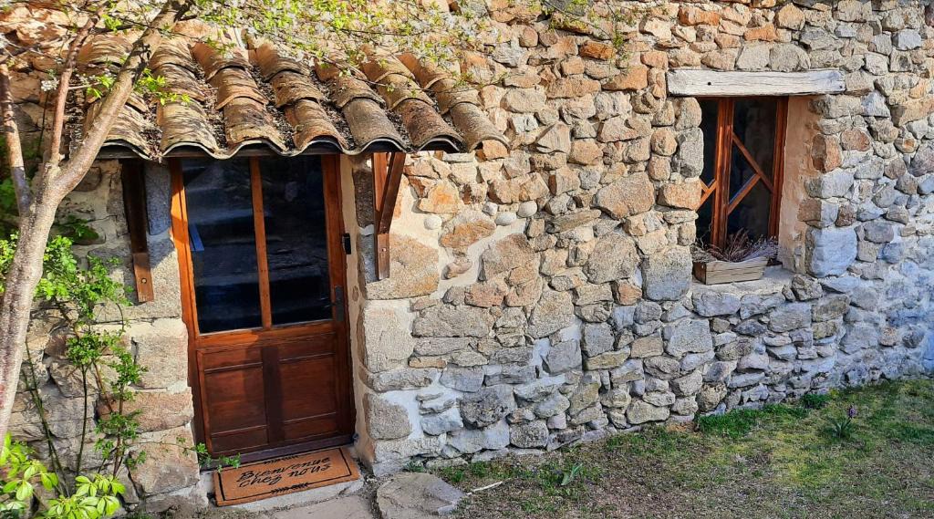 Silhac House | Maison familiale chaleureuse idéalement située