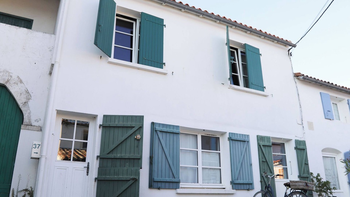 Loix House | Maison Familiale de 4 Chambres au Coeur de Loix - Location à la Semaine