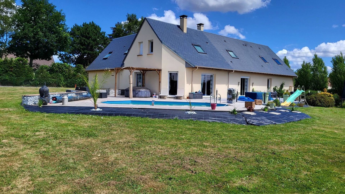 Loucelles House | Maison Familiale