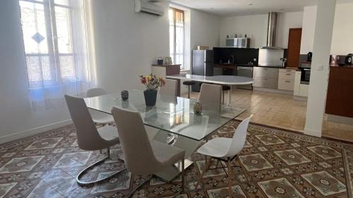 Magalas House | Maison Familiale Les hirondelles