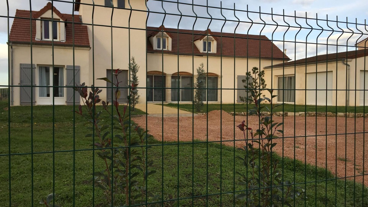 Saint-Clement-de-Regnat House | Maison Proximite Vichy