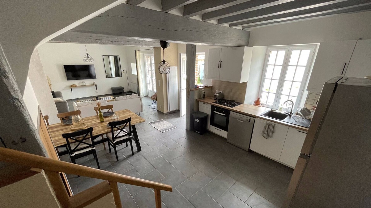 Saint-Laurent-la-Gatine House | Maison Avec Jacuzzi Gonflable