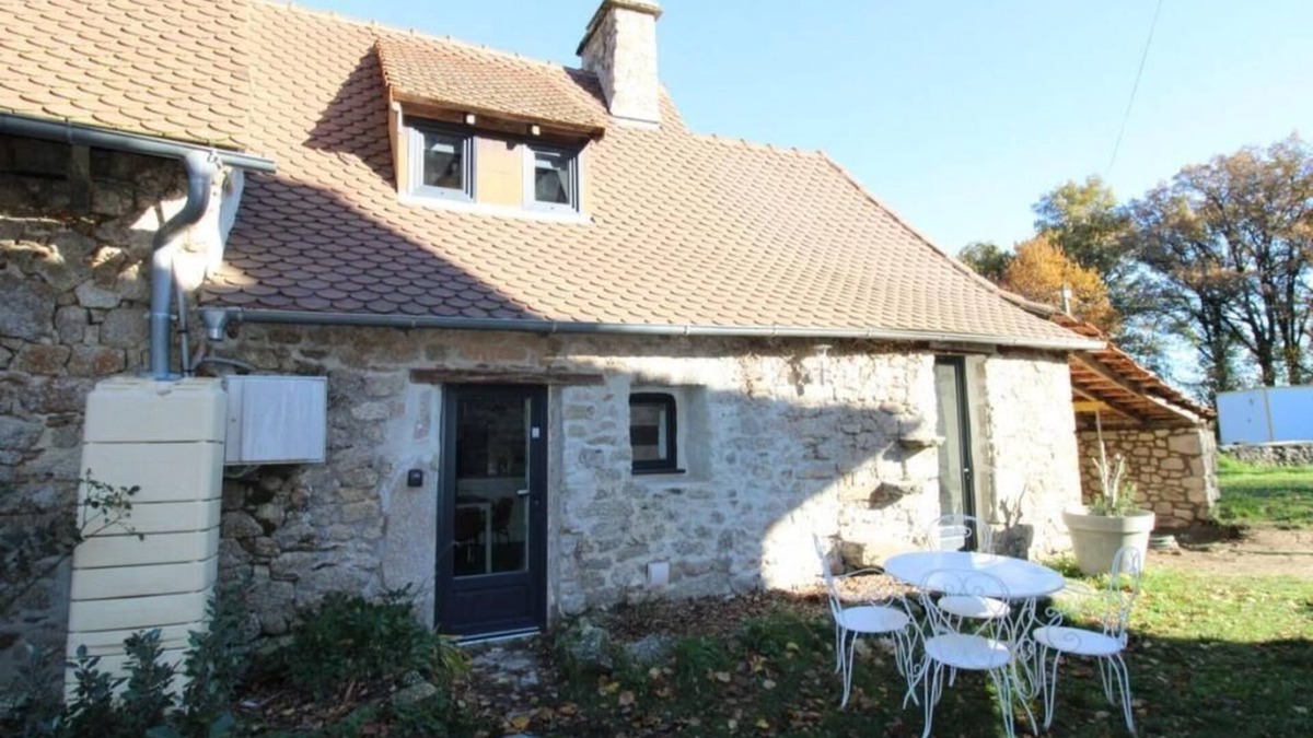 Saint-Mamet-la-Salvetat House | Maison de Campagne Rénovée Animaux de Compagnie Acceptés