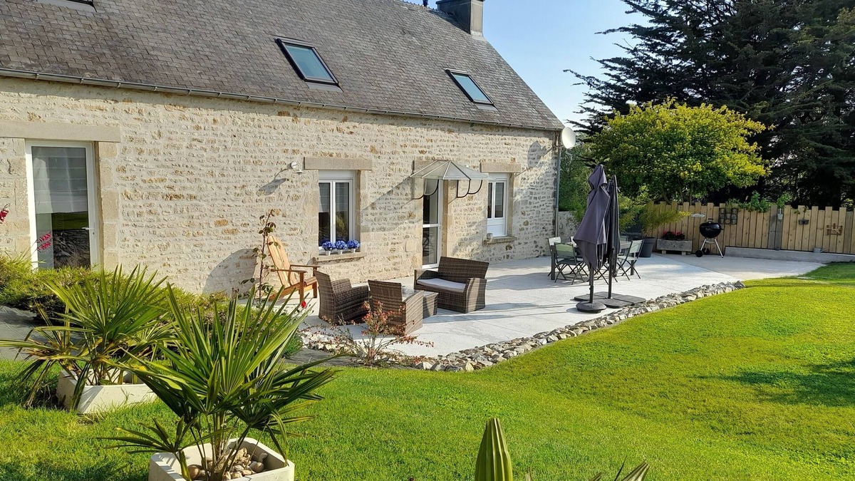 Saint-Marcouf House | Maison entre Mer et Campagne, Jacuzzi, UTAH BEAH Beach, Hiking trails