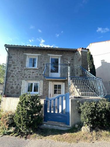 Saint-Maurice-en-Gourgois House | Maison en pleine nature