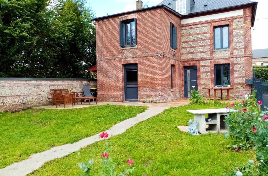 Saint-Vaast-d'Equiqueville House | Maison confortable à Saint-Vaast-d'Équiqueville avec garage.