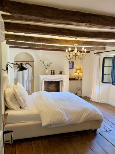 Champniers-et-Reillac Bed & Breakfast | Maison G.H.