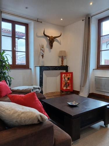 Saint-Jean-Pied-de-Port Apartment | Maison Gohora Dago