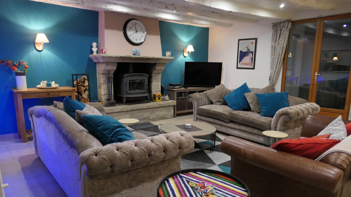 Rouillac House | Maison Herisson, Luxury 4 bedroom Family Holiday Home