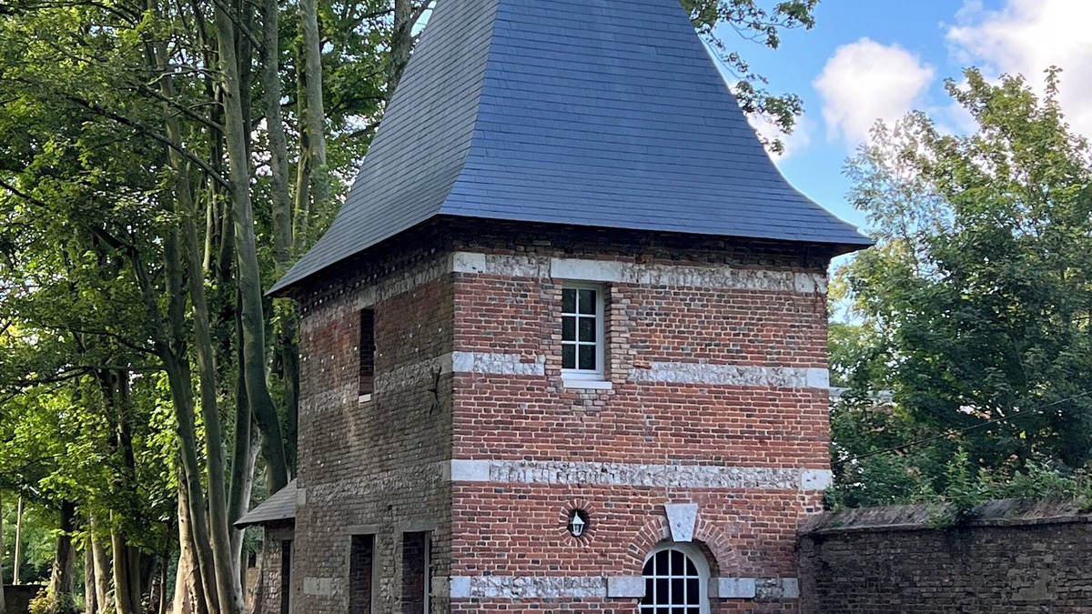Gremonville House | Maison Historique D'époque Henri IV Dans le Parc du Château