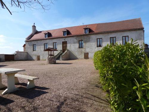 Arfeuilles House | Maison indépendante avec cheminée et jardin clos - Montagne Bourbonnaise, proche randonnées et Vichy - FR-1-489-280
