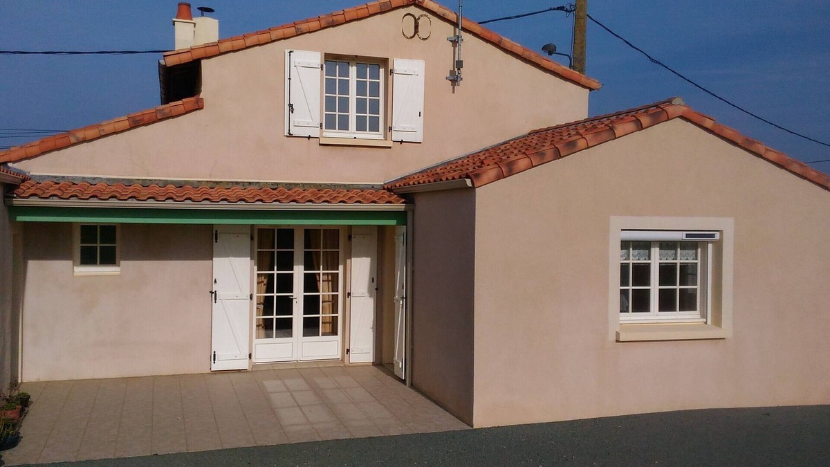 Chavagnes-les-Redoux House | Maison Individuelle Avec Grand Terrain Clos . Animaux de Compagnie Acceptés