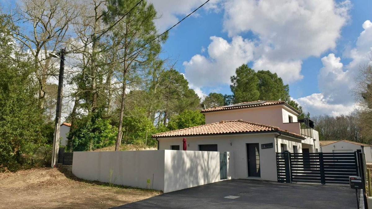 La Tremblade House | Maison Individuelle Avec Jardin Privatif, Place de Parking