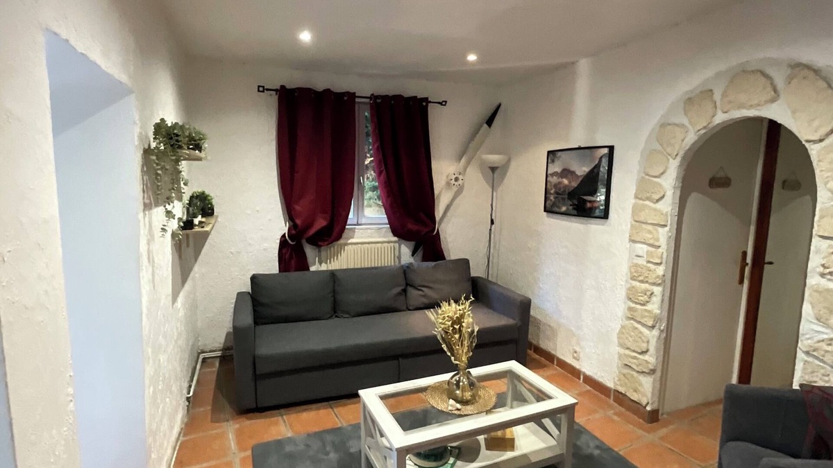 Nandy House | Maison Individuelle Avec Petit Jardin Privatif