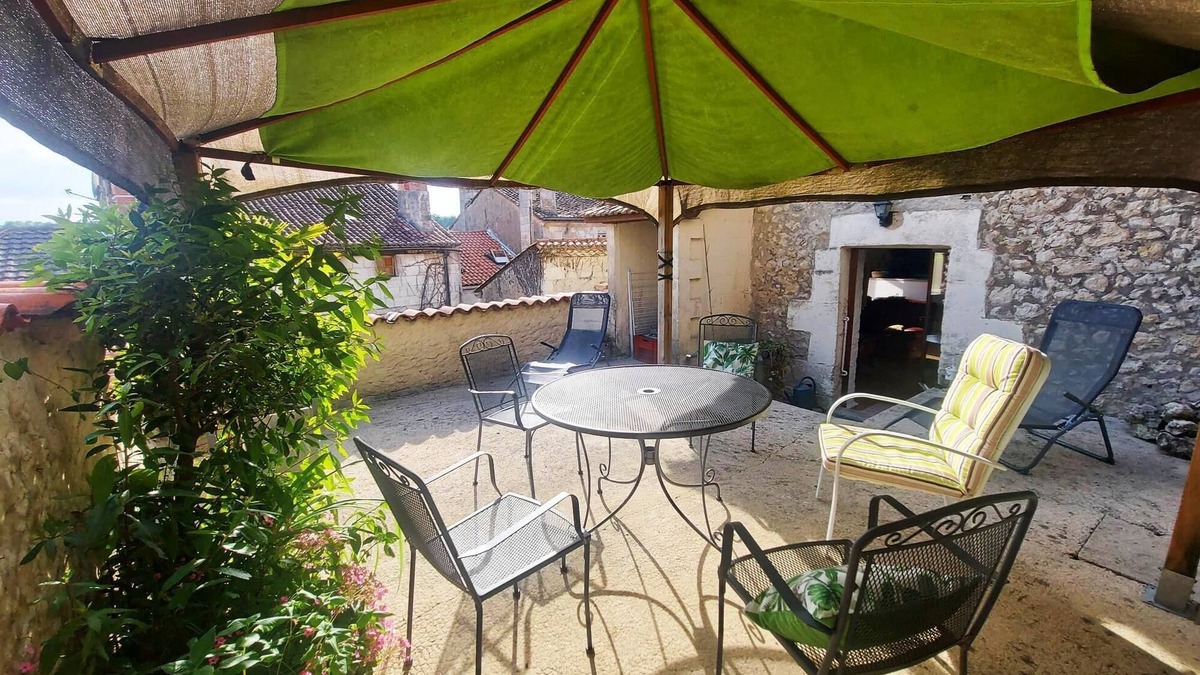 Riberac House | Maison le troubadour
