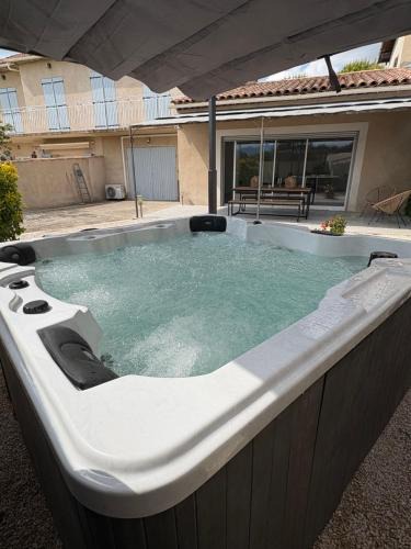Gardanne House | maison Mila