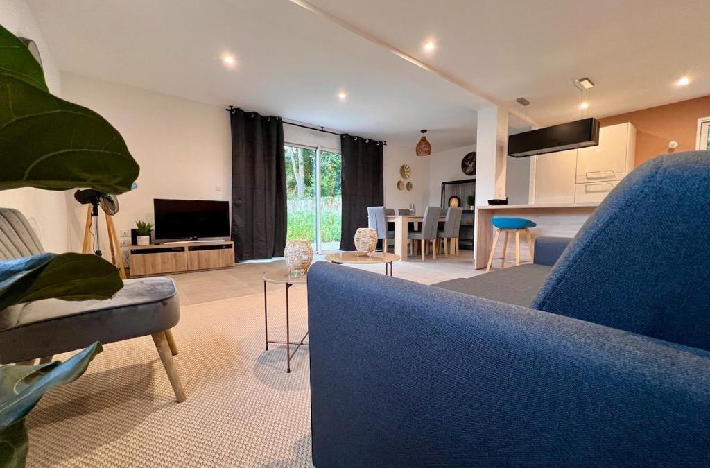 Saint-Jean-Baptiste Villa | Maison Neuve 9 personnes Terrasse & Garage Privé