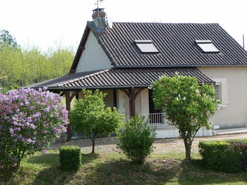Thiviers House | Maison Périgourdine avec Jardin, Vélos, Terrasse et Proche Nature - FR-1-616-133