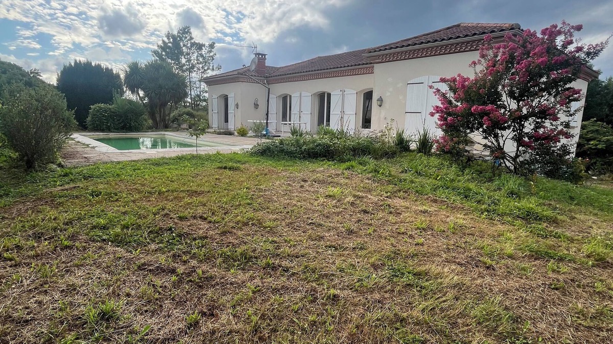 Antin House | Maison Paisible à la Campagne