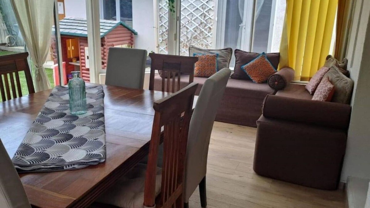 Montfavet House | Maison Paisible et Ensoleillée