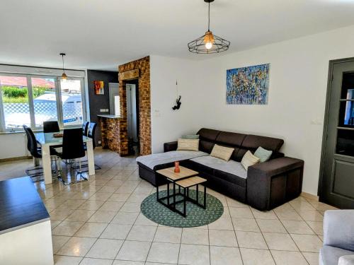 Longchamps-sur-Aire House | Maison plain pied avec jardin clos à Longchamps - FR-1-585-137