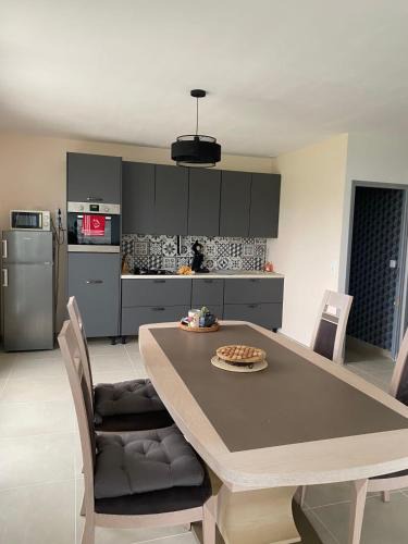 Le Blanc House | Maison Pro Le Blanc - 3 chambres