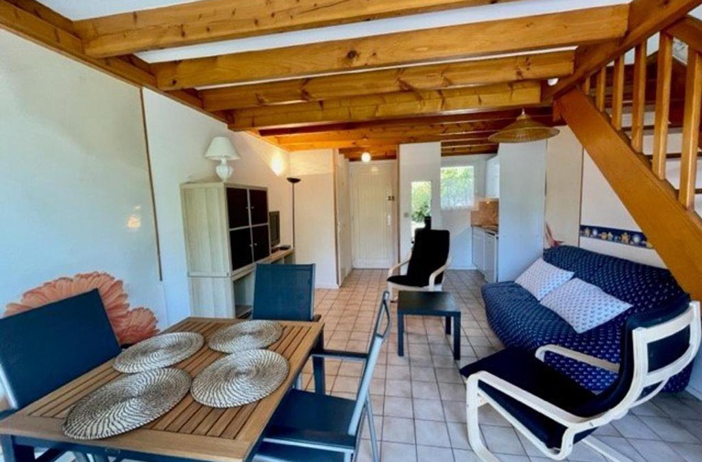 Saint-Pierre-Quiberon Villa | Maison proche plage avec jardinet, 3 pièces, 40m², parking privé, animaux acceptés - FR-1-478-131
