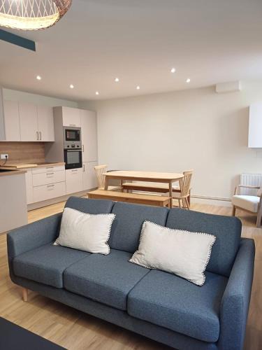 Agen Apartment | maison quartier préfecture 4 chambres 3 sdb wifi