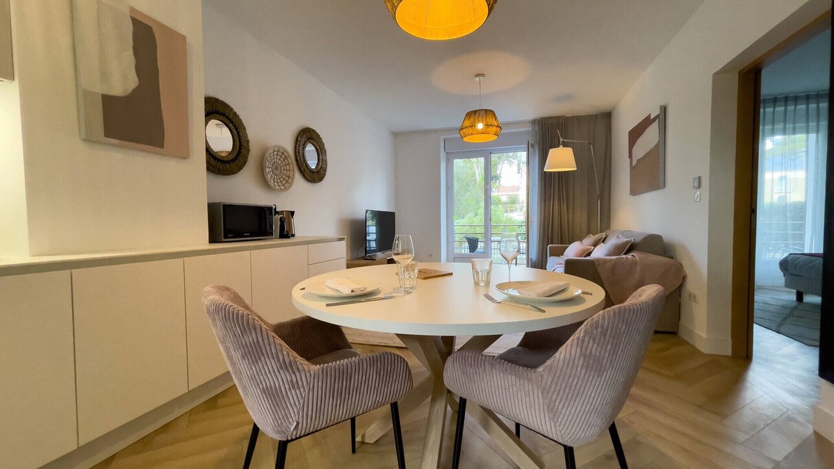 Pornichet Apartment | Maison Régent & spa - A l'ombre des pins