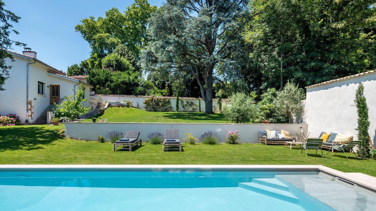 Sainte-Foy-les-Lyon Villa | Maison Ré - chic and relaxed house with pool and garden