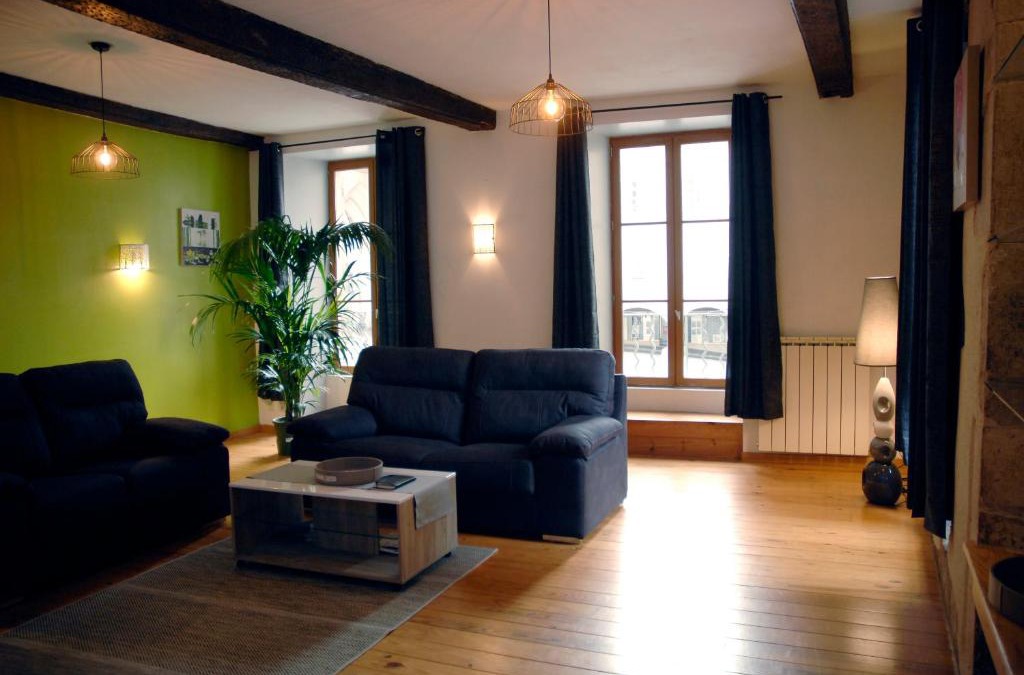 Villefranche-de-Rouergue Apartment | Maison Renaissance Monument Historique XV ème 1497
