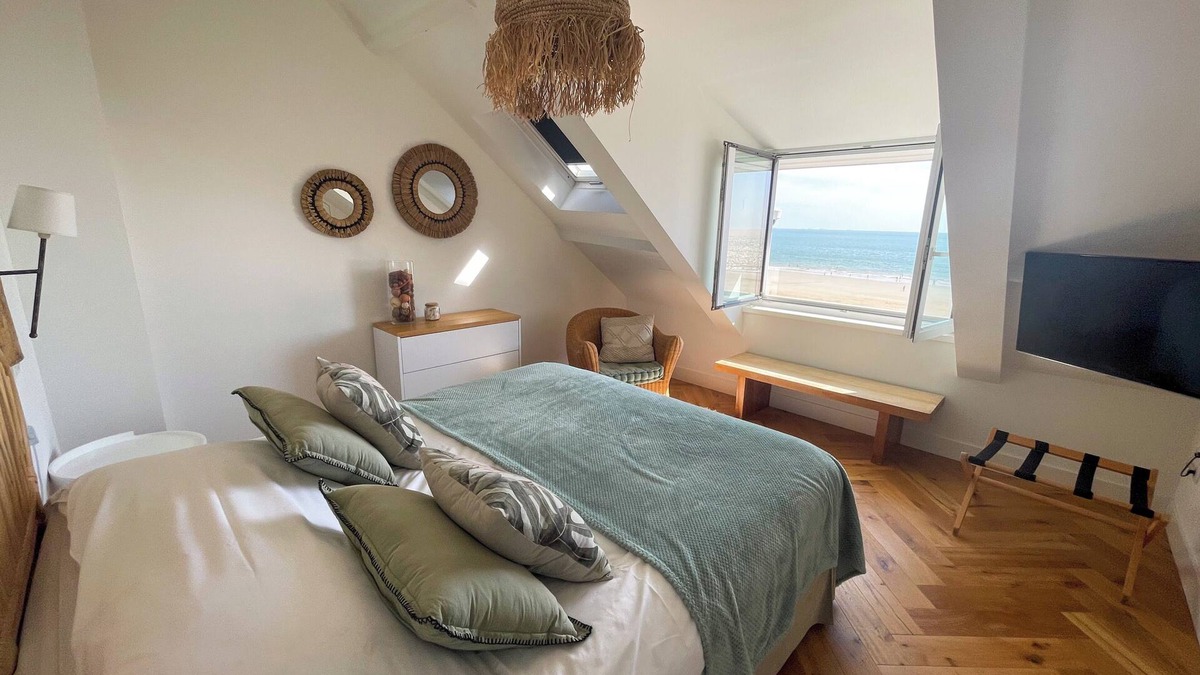 Pornichet Apartment | Maison Regent & spa - Au dessus des vagues