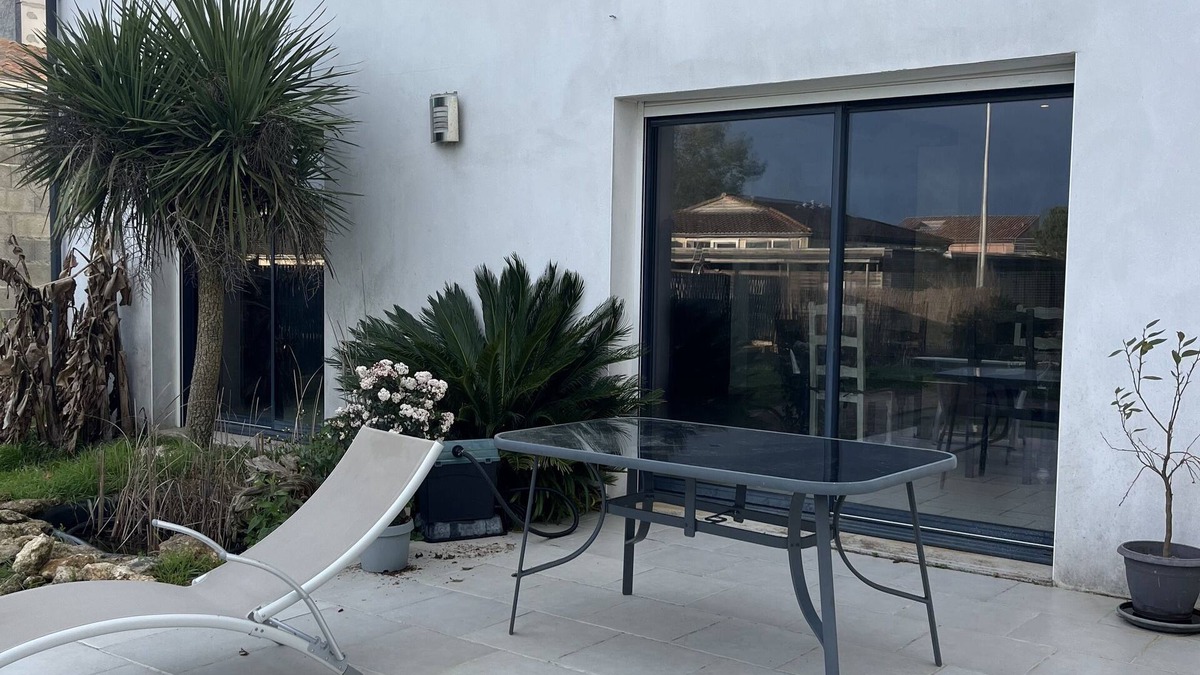 Marennes House | Maison Spacieuse Avec Piscine Proche Doleron et des Plages