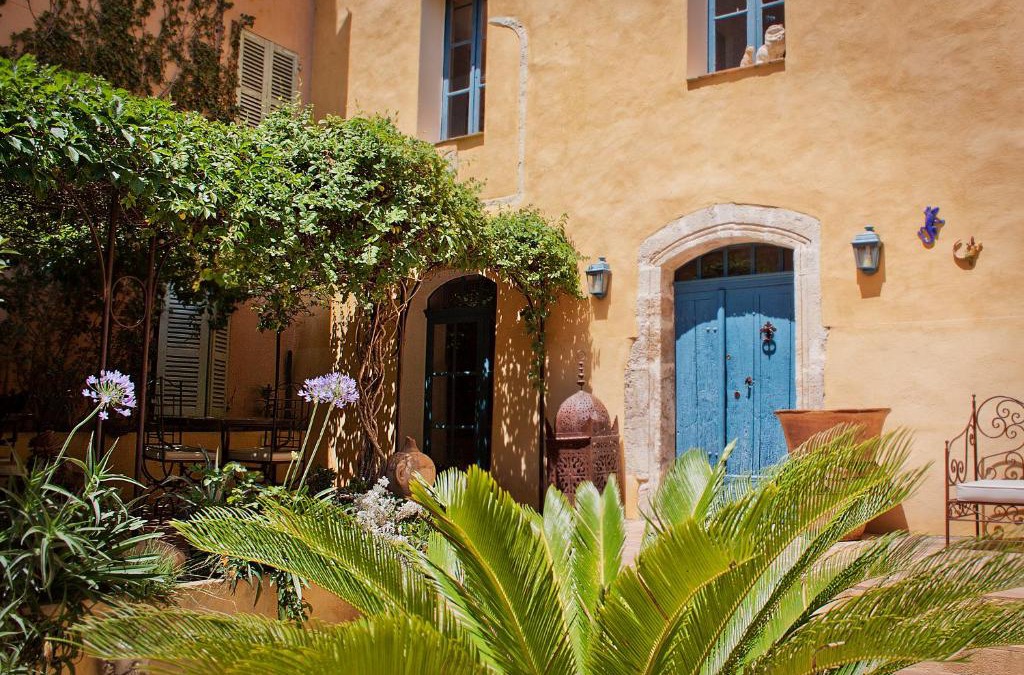 Besse-sur-Issole Bed & Breakfast | Maison Saint Louis avec Jacuzzi