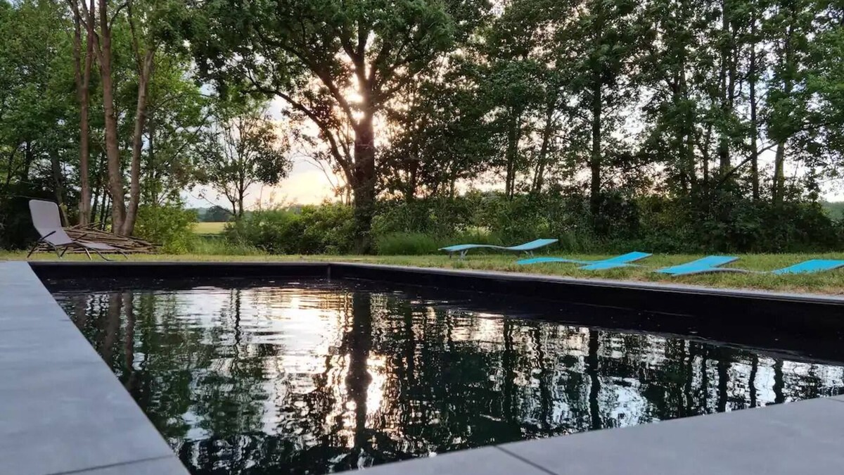 Dompierre-sur-Nievre House | Maison Spacieuse Avec Piscine, Idéale Pour les Vacances