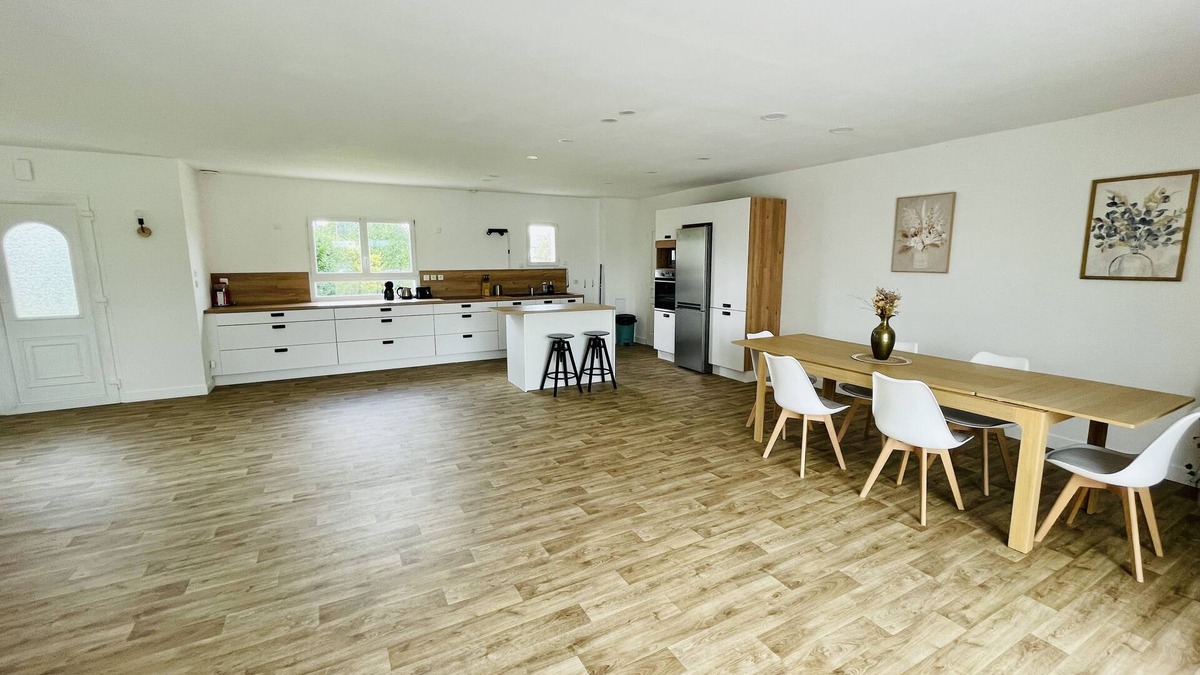 Conde-sur-Risle Villa | Maison spacieuse avec piscine