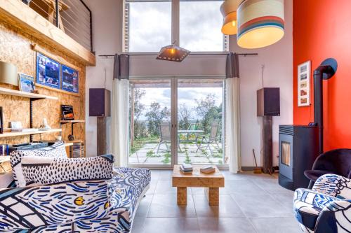 Roquessels Villa | Maison Spacieuse avec vue dégagée